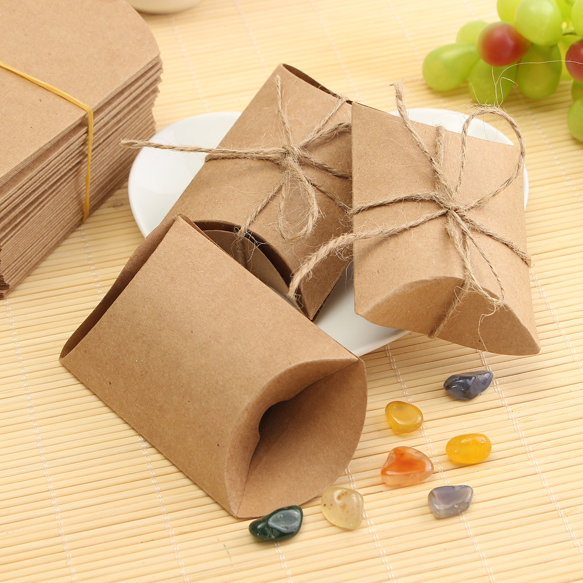 

50Pcs Brown Pillow Favor Candy Boxes Kraft Paper Gift Box Wedding Party Birthday Gift Packing Bags