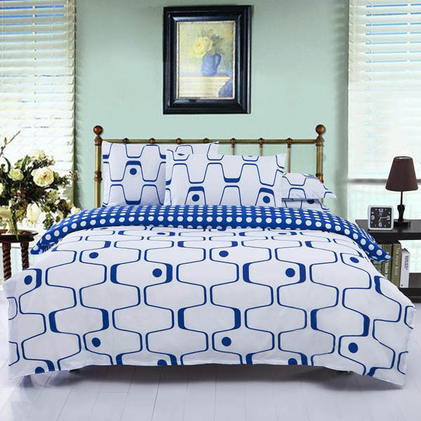 3 Or 4pcs Polyester Fiber Blue White Labyrinth Printed Double Sided Use Bedding Sets 