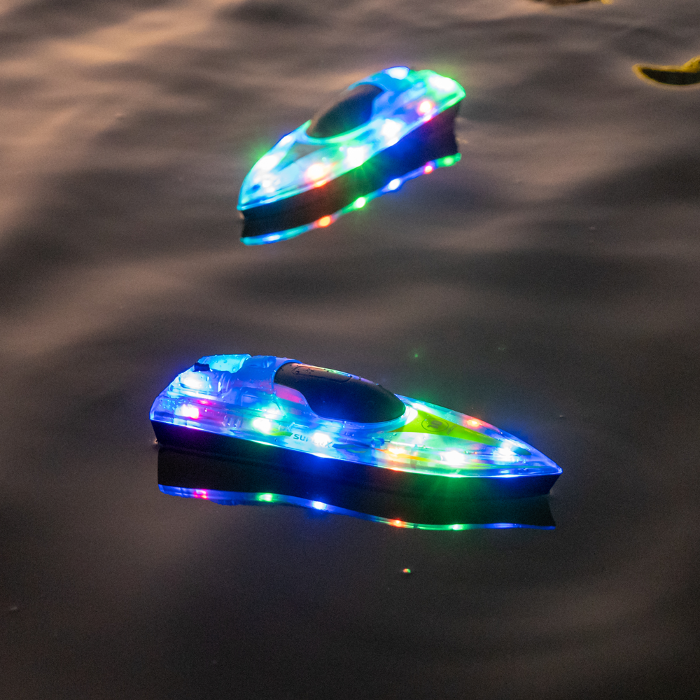 Flytec V555 2.4G 4CH RC Boat LED Lighting Water Mini Shipping Models Creative Pools Lakes Kids Children Toys 60 Minutes Playing