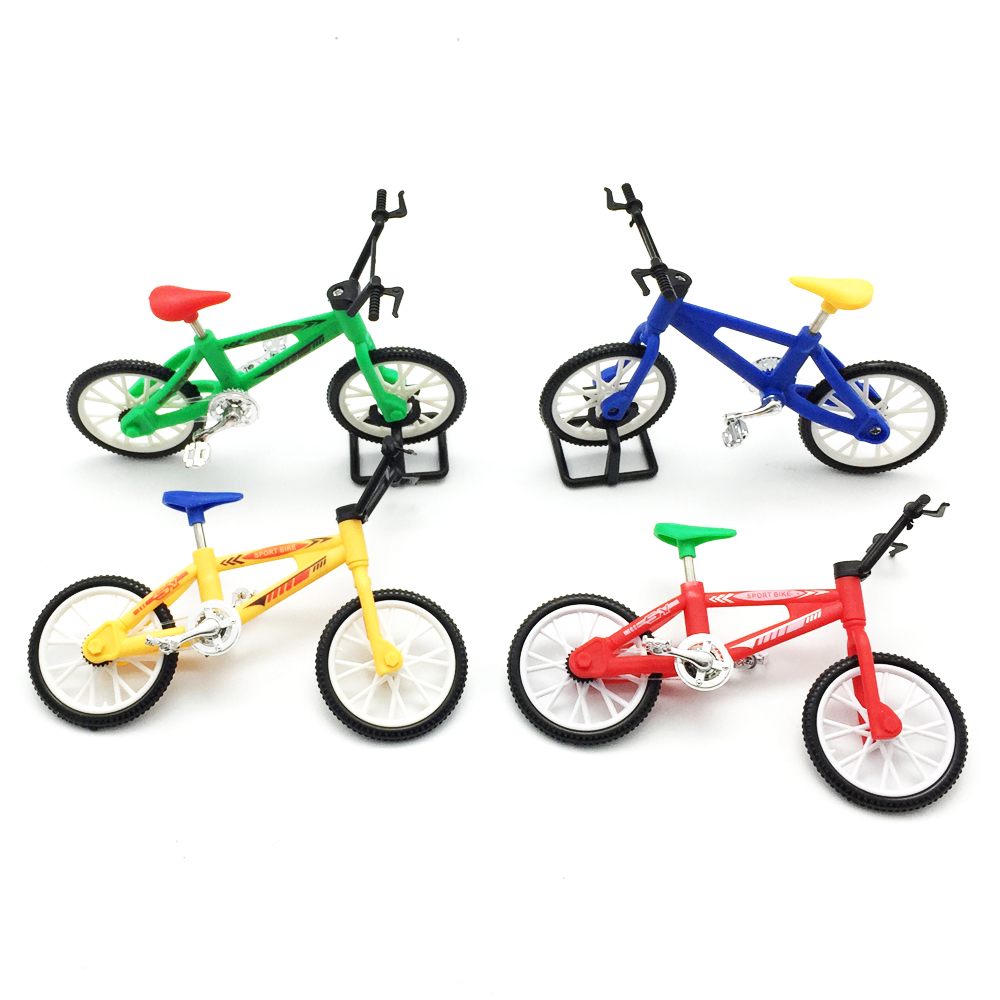 1Pc WPL Simulate Action Figure Bike Bicycle 10cm Random Delivery RC Car Parts 121x48.4x80mm - Photo: 11