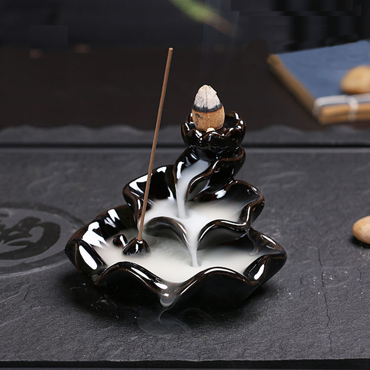 

Черный фарфор Lotus Backflow Керамический Горелка для благовоний Кадило-конус Палка Держатель Ароматный декор