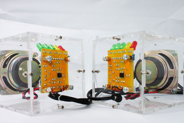 Geekcreit DIY Transparent Mini Amplifier Speaker Kit 65x65x70mm 3W Per Kanal 