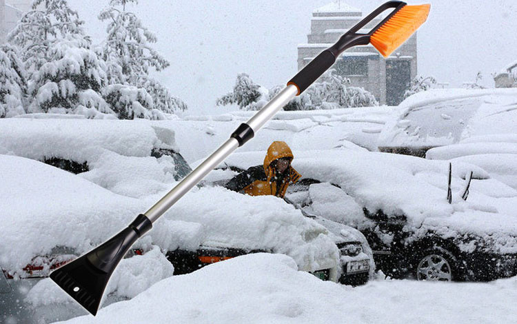 102cm Multifunction Retractable Snow Brush with Ice Scraper Garden Car Snow Removaling Shovel Tool