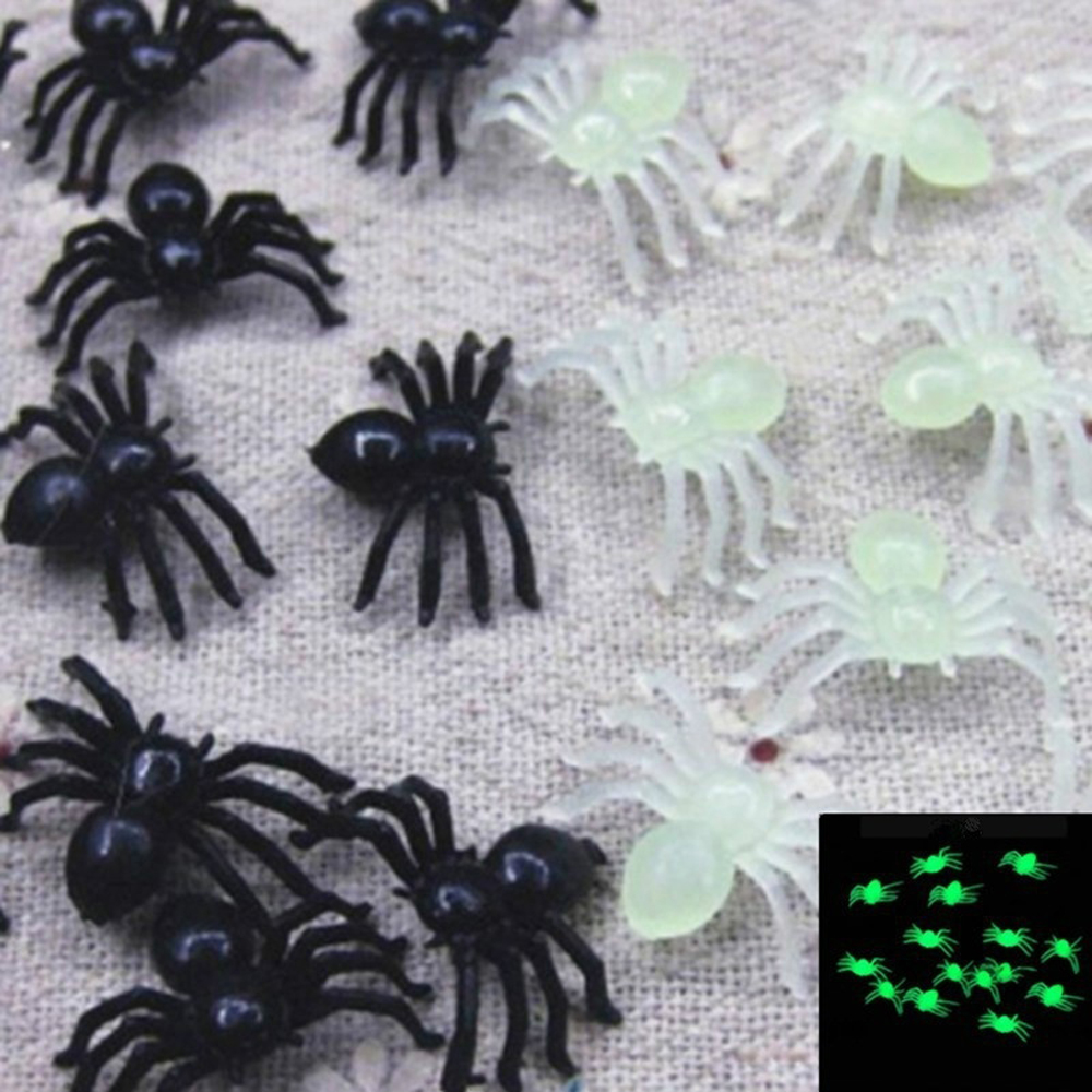 Black /White Luminous Spider Halloween Mini Plastic Joking Birthday Toys Realistic Small Plastic Spider DIY Decoration