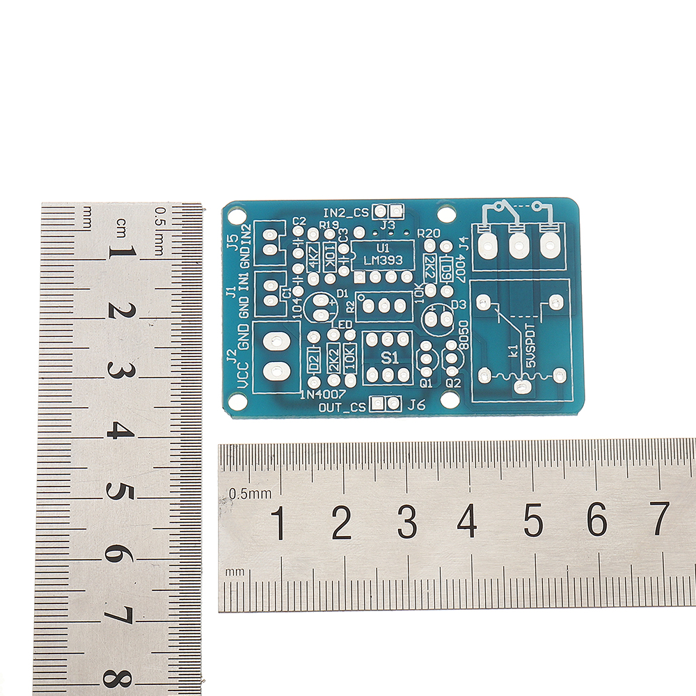 DIY LM393 Voltage Comparator Module Kit with Reverse Protection Band Indicating Multifunctional 12V Voltage Comparator Circuit 57