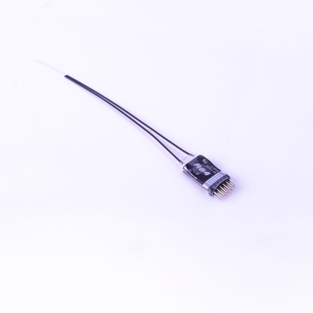 RadioMaster R84 2.4GHz 4CH Over 1KM PWM Nano Receiver Compatible FrSky D8 Support Return RSSI for RC Drone - Photo: 2