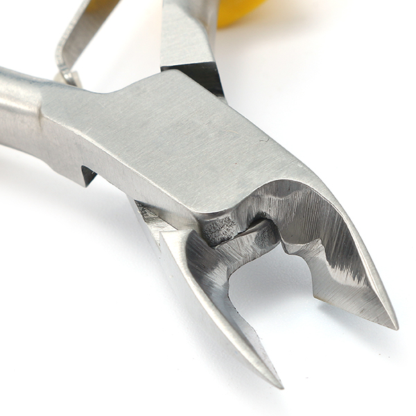 Stainless Steel Nail Scissor Dead Skin Cuticle Remover Clipper Cut Clamp Pedicure Manicure Tool