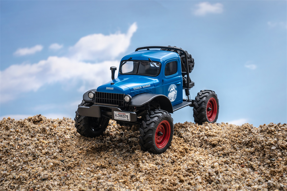 FMS FCX24 POWER WAGON RTR 12401 1/24 2.4G 4WD RC Car Crawler LED Lights Off-Road Truck Vehicles Models Toys