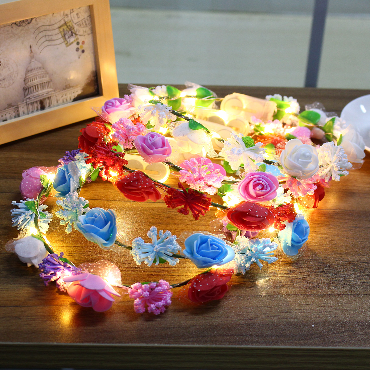 

Battery Powered LED Flower Wreath Headband Crown Floral Garland Holiday Light for Party Festival