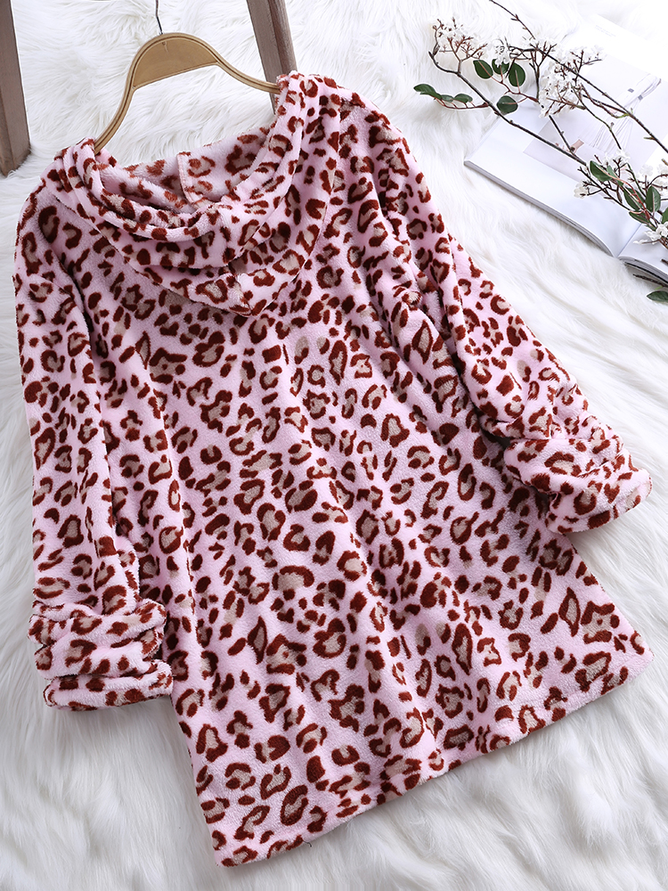 Women Hooded Leopard Print Long Sleeve Sweatshirt
