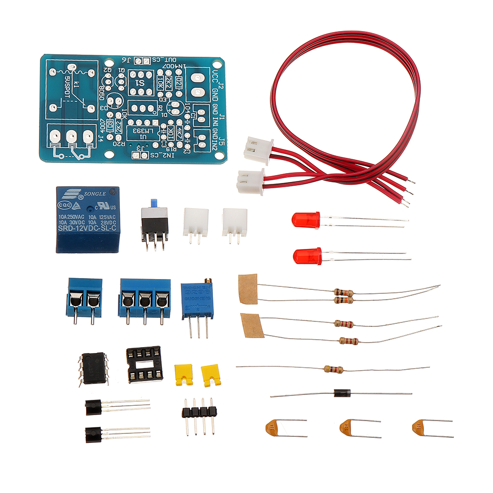 DIY LM393 Voltage Comparator Module Kit with Reverse Protection Band Indicating Multifunctional 12V Voltage Comparator Circuit 12