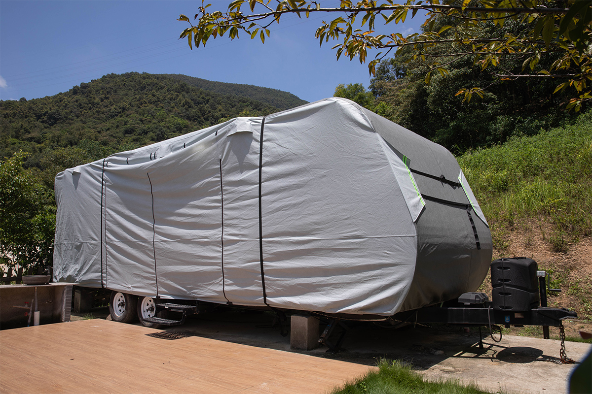 ELUTO 4 Layers Travel Trailer RV Covers Waterproof Anti-UV For 16'-18' RV Camper