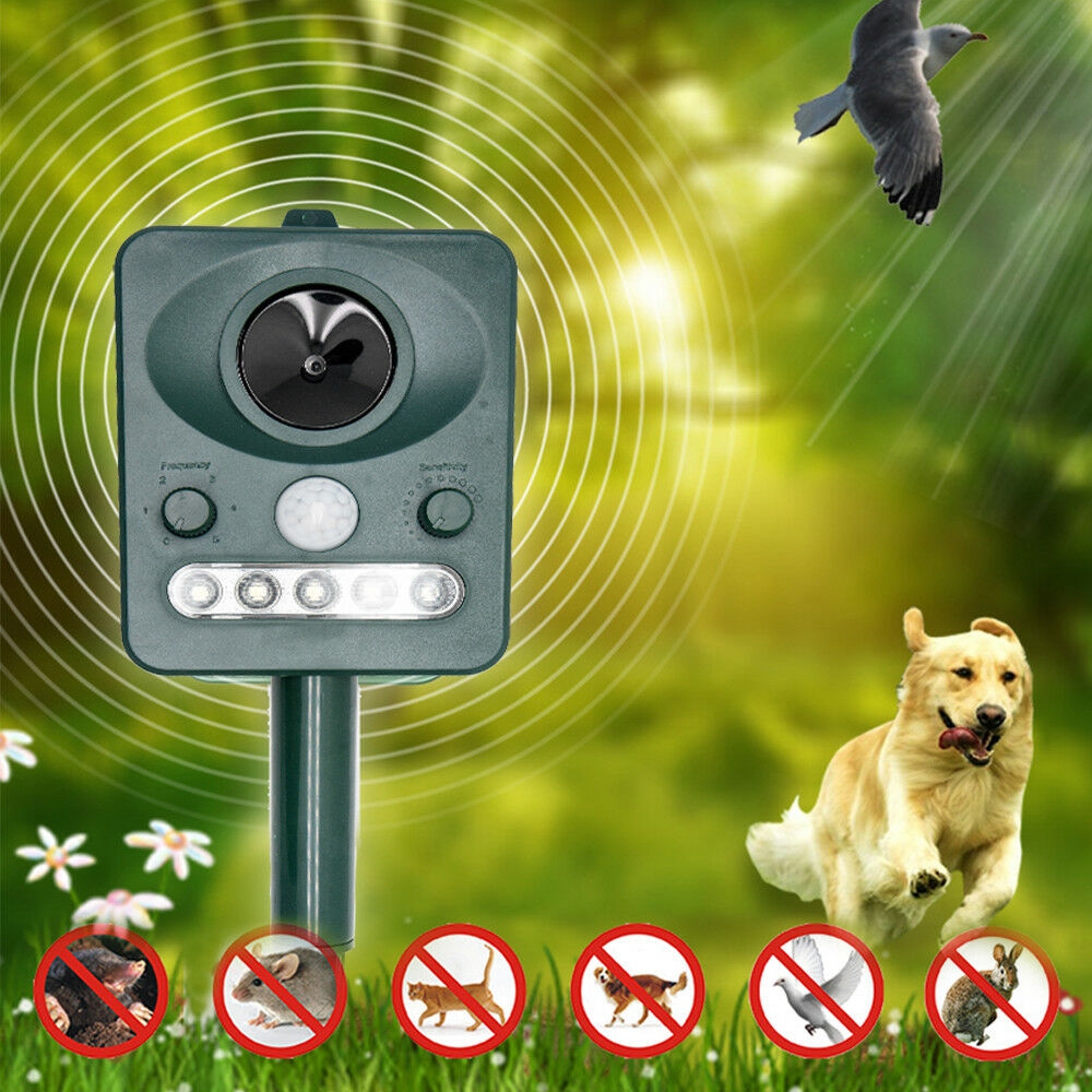 Solar Powered Animal Repeller Outdoor with LED Flash Light Ultrasonic Dog Rats Repellent Mice Motion Sensor Deterrent Device