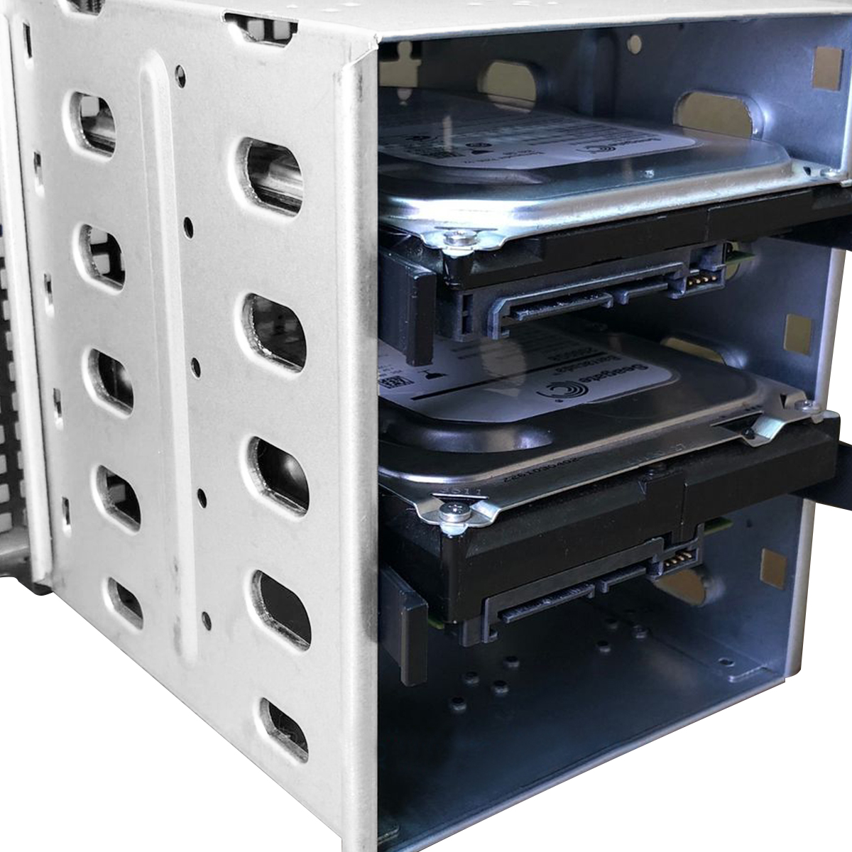 5.25" to 5x 3.5" SATA SAS HDD Cage Rack Hard Drive Tray Caddy Converter with Fan Space 47
