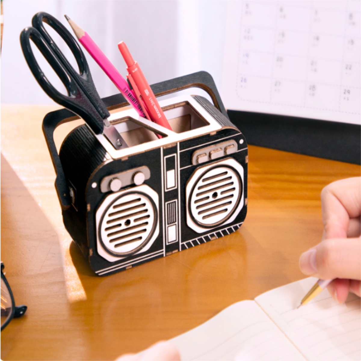 Robotime TG11 Creative Handmade DIY Assembled Desktop Decoration Music Time Storage Pen Holder Model Toys